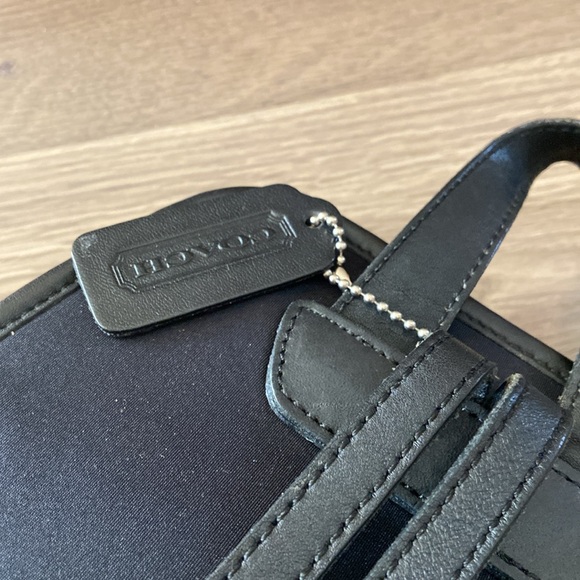 Vintage Coach Neo Leather Backpack - Picture 8 of 13